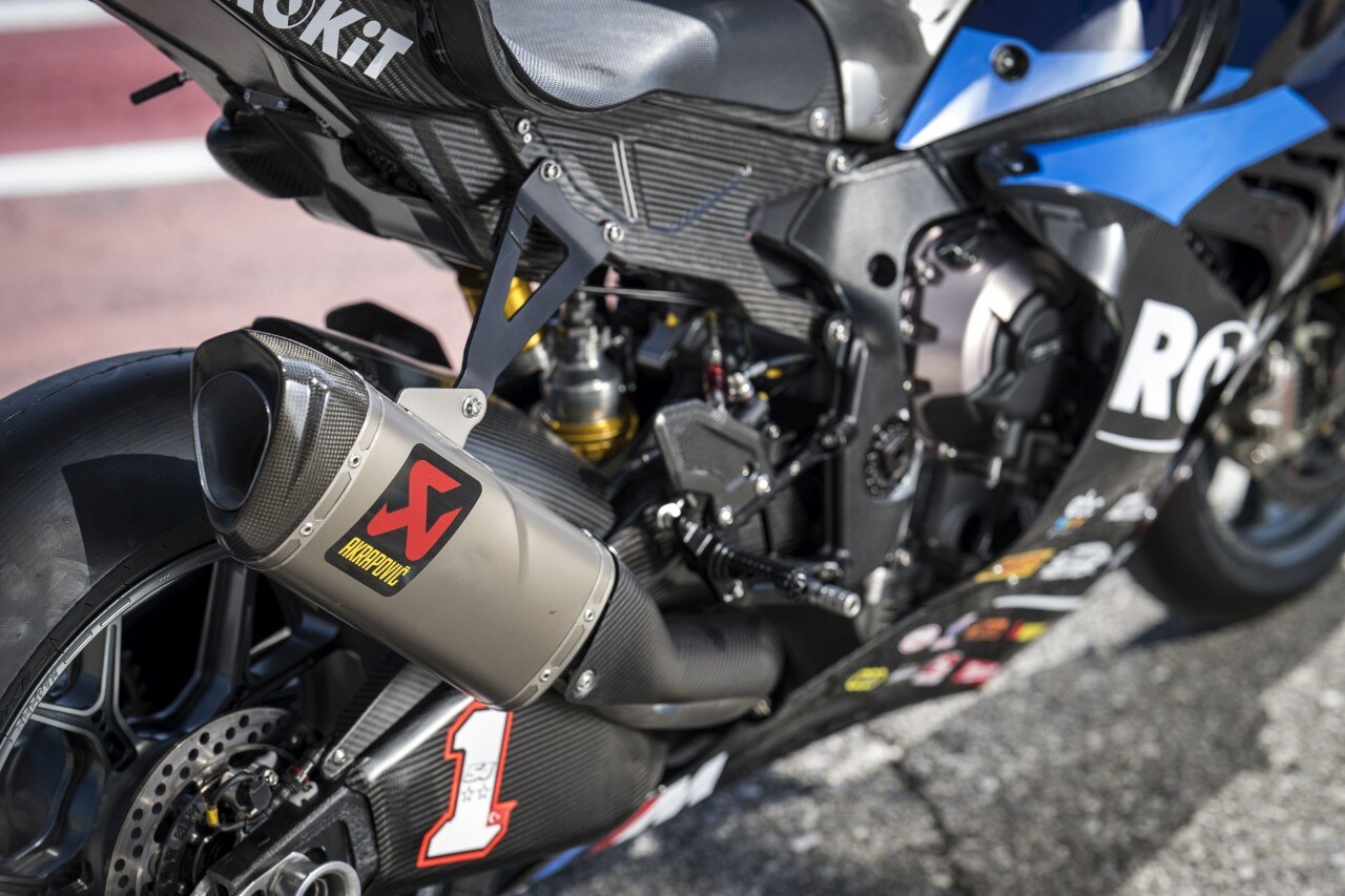 DueruoteTG #238 - Abbiamo guidato in pista la BMW che corre in SBK! 